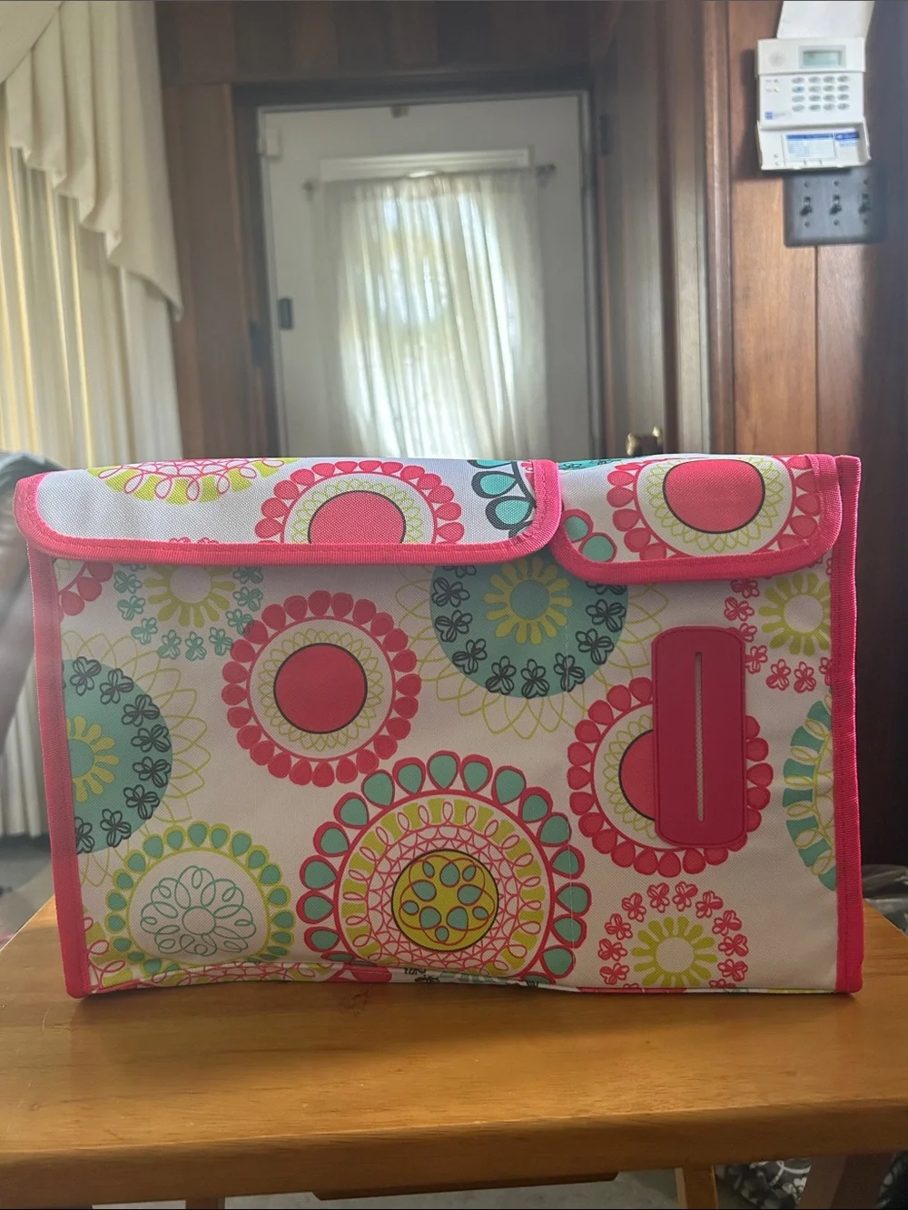 Citrus medallion Pack and pull caddy